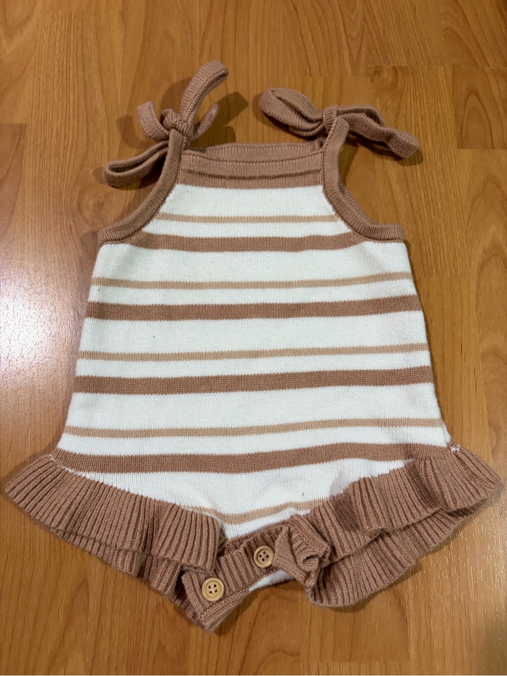 LIKE NEW Striped Tie-Shoulder Infant Romper in Cream & Tan Size 0-3 minutes